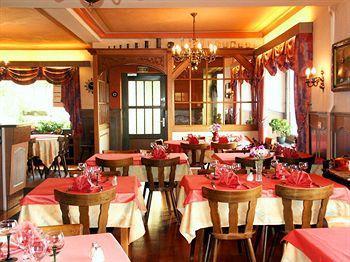 Logis Les Vosges Hotel 3*